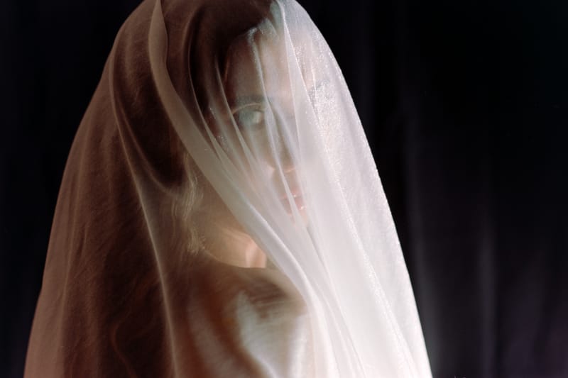 Melani, Studio photograph